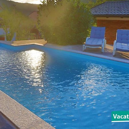 Vacation Home Alan 2 Kulen Vakuf Exterior foto