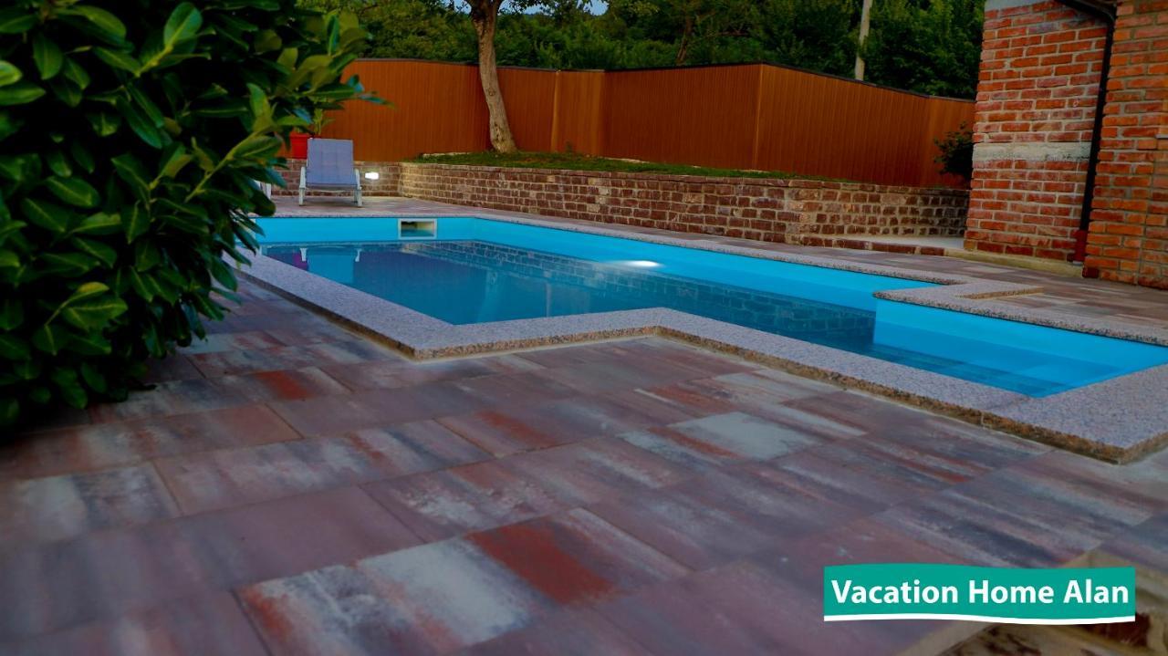 Vacation Home Alan 2 Kulen Vakuf Exterior foto