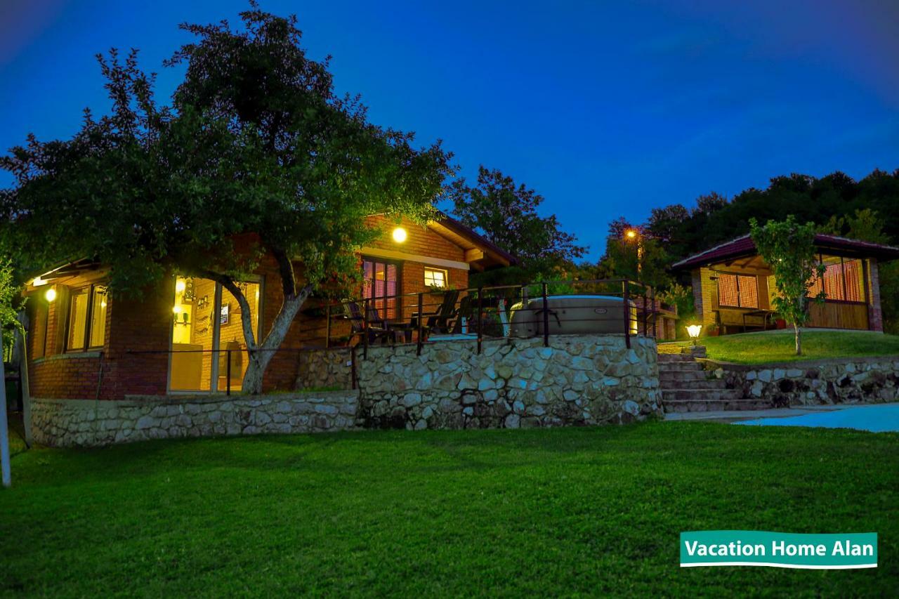 Vacation Home Alan 2 Kulen Vakuf Exterior foto